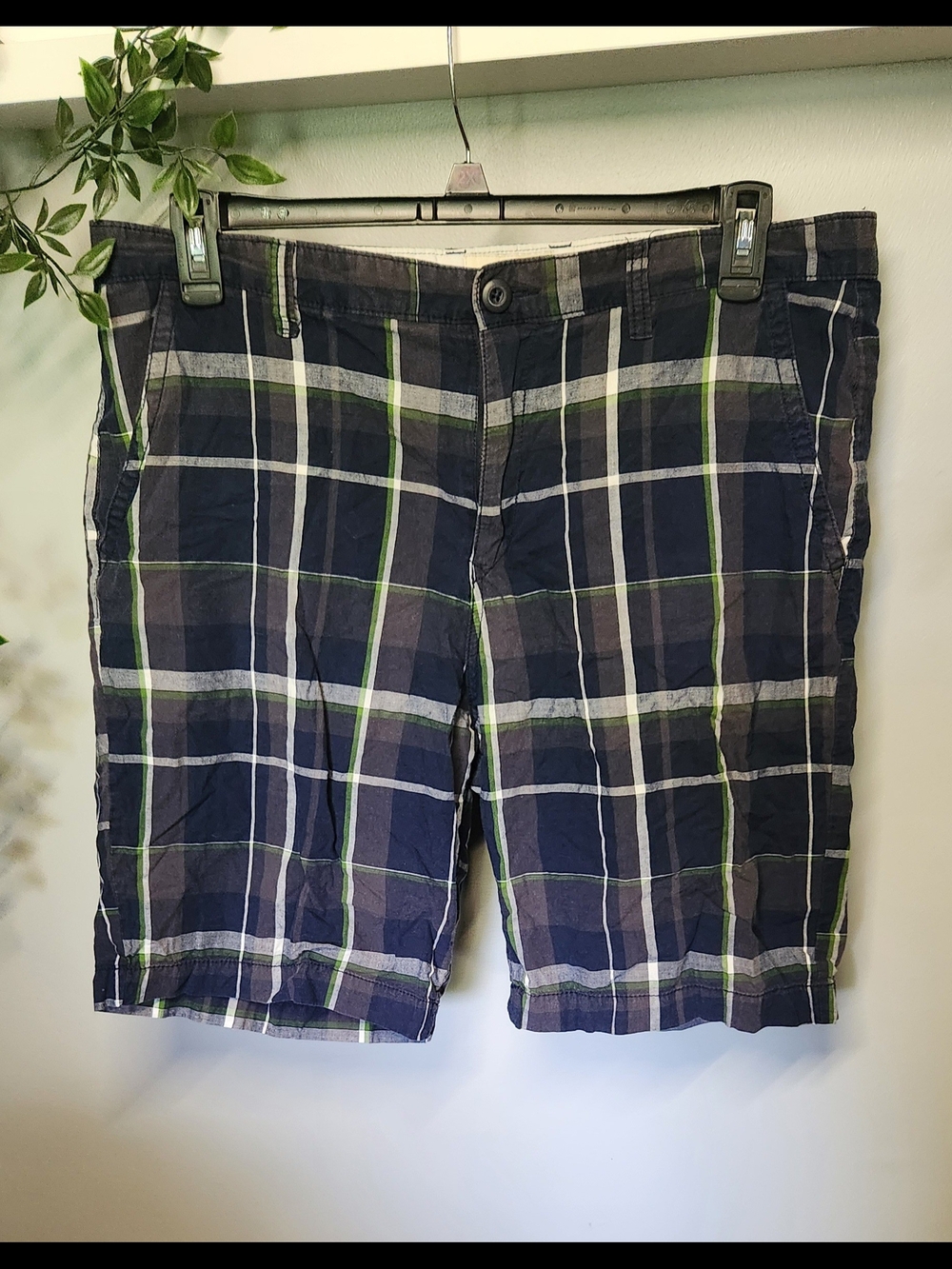 Old Navy Plaid Cotton Shorts Navy with Green Accents Men's Size 36